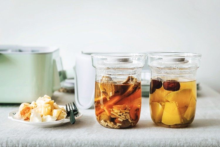 南瓜糖水汤+ 竹蔗茅根饮+ 土豆沙拉