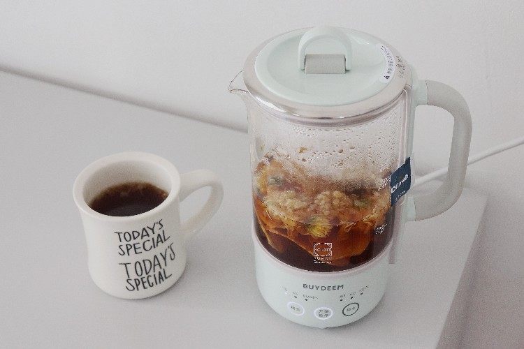 生姜胎菊红茶糖水