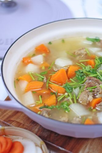 羊肉炖萝卜