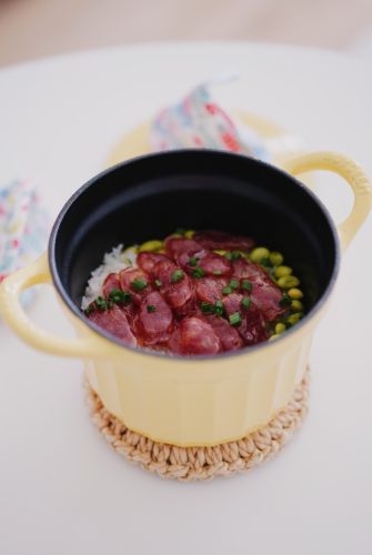毛豆腊肠煲仔饭