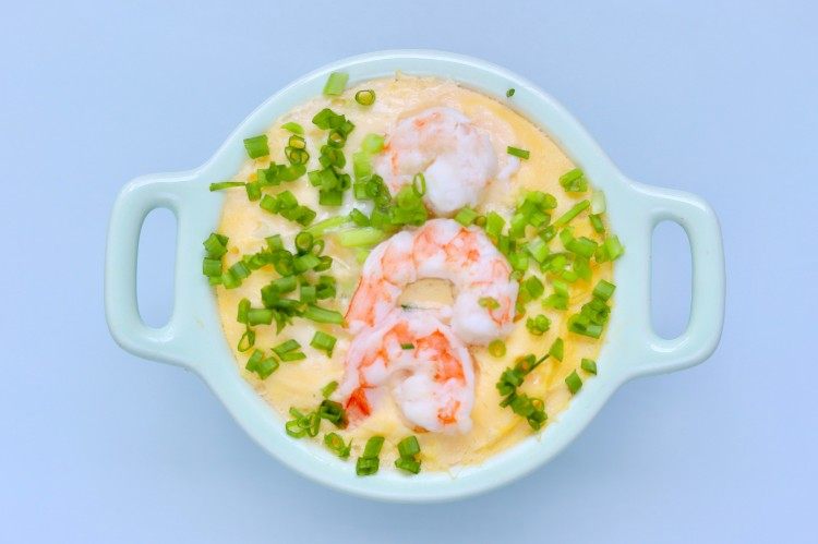 葱香虾仁蒸豆腐