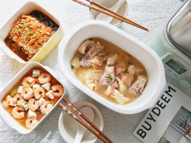 腌笃鲜、虾仁豆腐蒸水蛋、蒜蓉粉丝金针菇