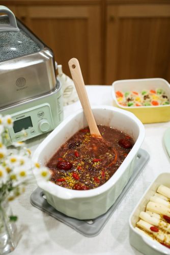 补气养血紫米粥+四喜蒸饺+桂花山药