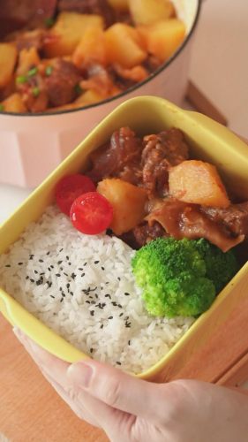 红烧土豆牛腩【电磁炉食谱】