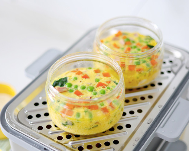 菠菜火腿蒸蛋【蒸炖锅10月食谱】