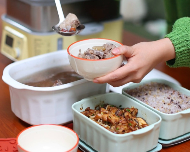 百合莲子汤【蒸炖锅食谱12月】