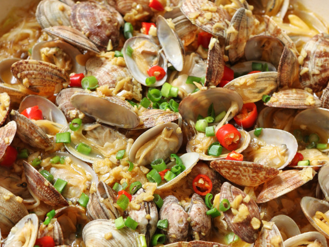 花甲粉丝煲【珐琅锅食谱5月】