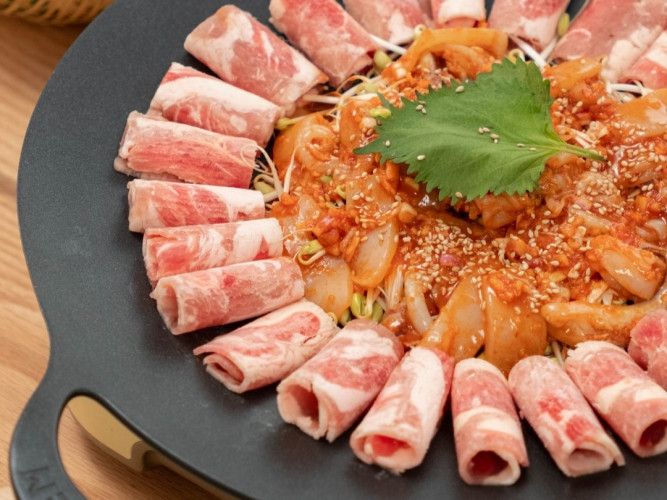 铁板鱿鱼肥牛锅【彩蛋食谱10月】
