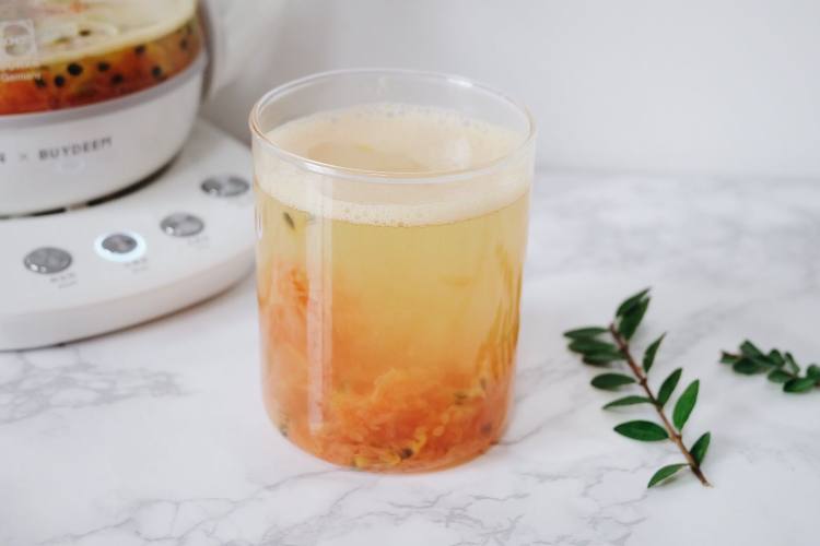 青柠西柚百香果茶