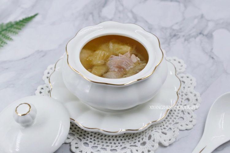 花胶炖鸡
