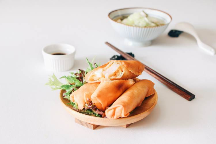 炸虾仁春卷
