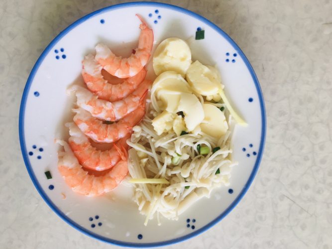 焖虾(日本豆腐、金针菇)